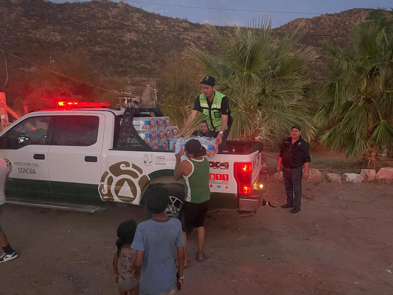 Gobierno de Sonora atiende y soluciona afectaciones por tormenta de arena en Guaymas y Empalme Gobierno de Sonora atiende y soluciona afectaciones por tormenta de arena en Guaymas y Empalme