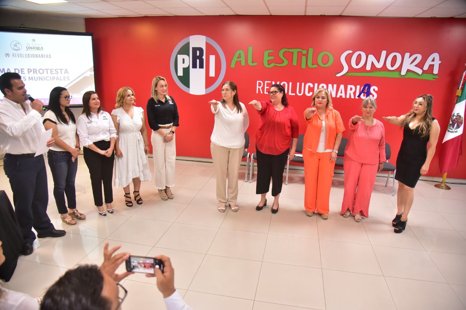 Participación de mujeres le da fuerza al PRI en Sonora: Rogelio Díaz Brown