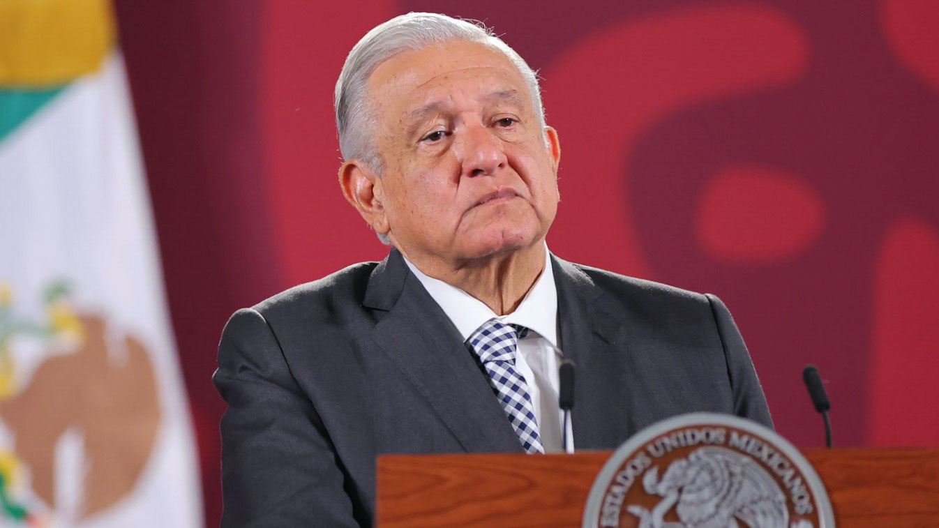 No hay amparo que detenga la distribución de los nuevos libros de texto: AMLO