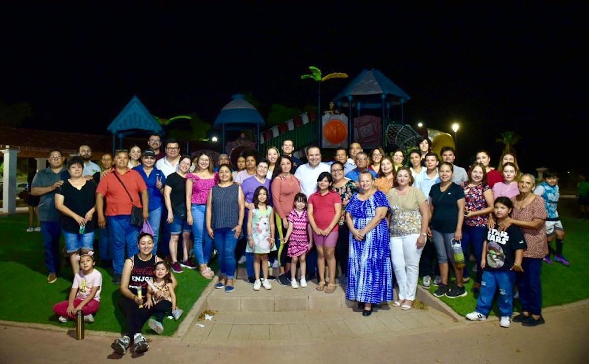 Entrega Toño Astiazarán cinco parques rehabilitados en colonia Puerta Real