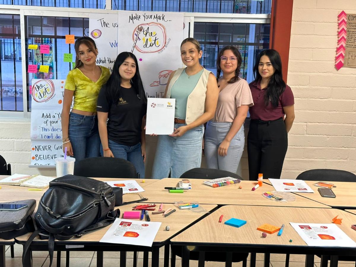 Imparte Normal Superior de Hermosillo cursos de inglés para adolescentes