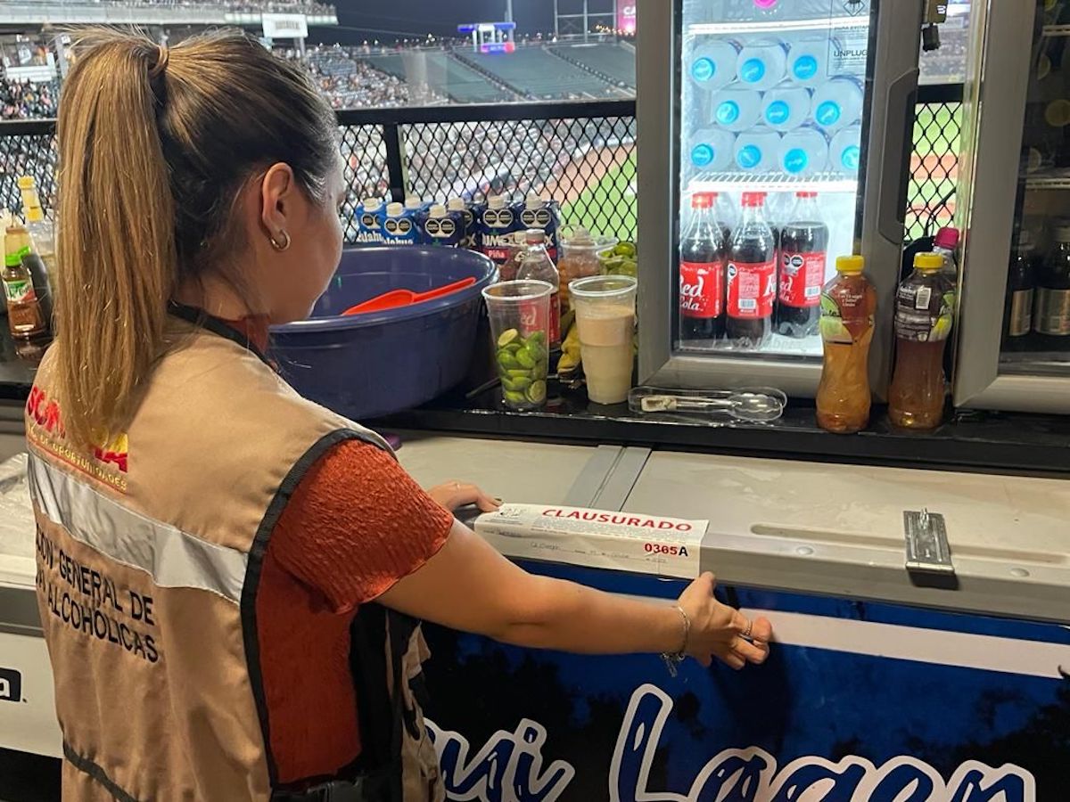 Suspende Dirección de Alcoholes venta de alcohol en Estadio de Yaquis