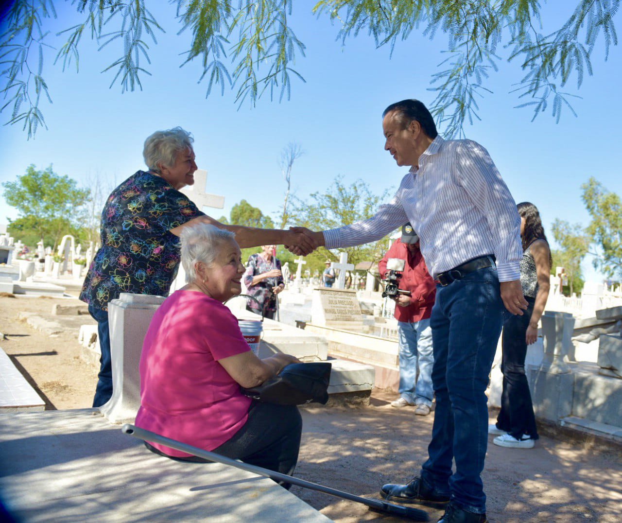 Constata Toño Astiazarán celebración de Día de Muertos limpia, ordenada y segura