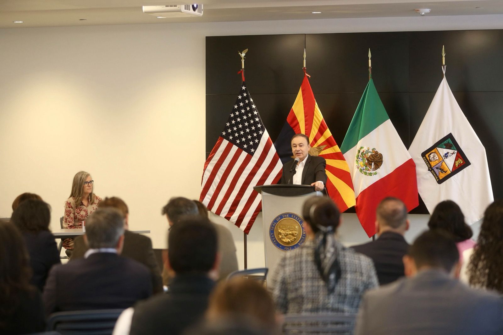 Acordamos proyectos para desarrollo de la megarregión Sonora-Arizona: Alfonso Durazo Acordamos proyectos para desarrollo de la megarregión Sonora-Arizona: Alfonso Durazo