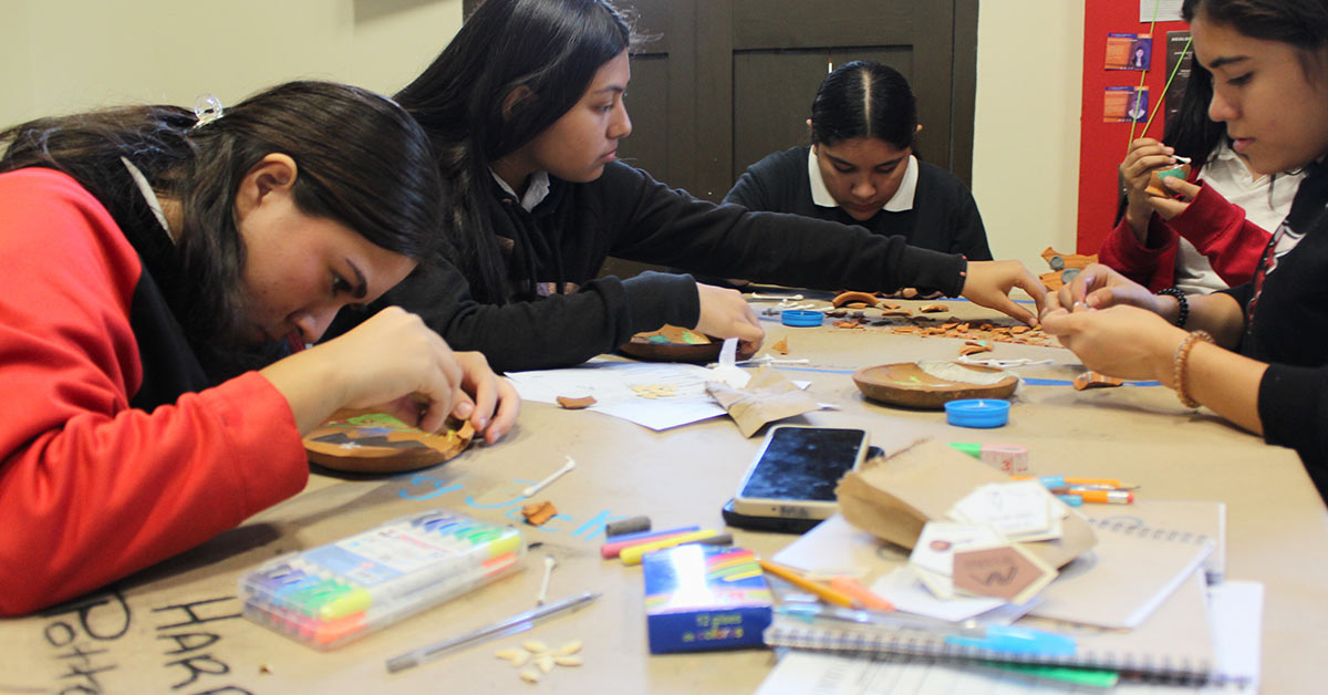 Museo Regional de Sonora acerca el patrimonio cultural a estudiantes en el taller “Proyecto SAPINAH”