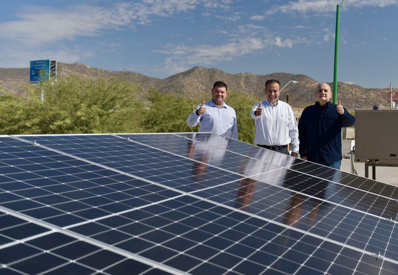 Inicia Toño Astiazarán sistema fotovoltaico y de almacenamiento en electrolinera de la Comandancia Cortijo Inicia Toño Astiazarán sistema fotovoltaico y de almacenamiento en electrolinera de la Comandancia Cortijo