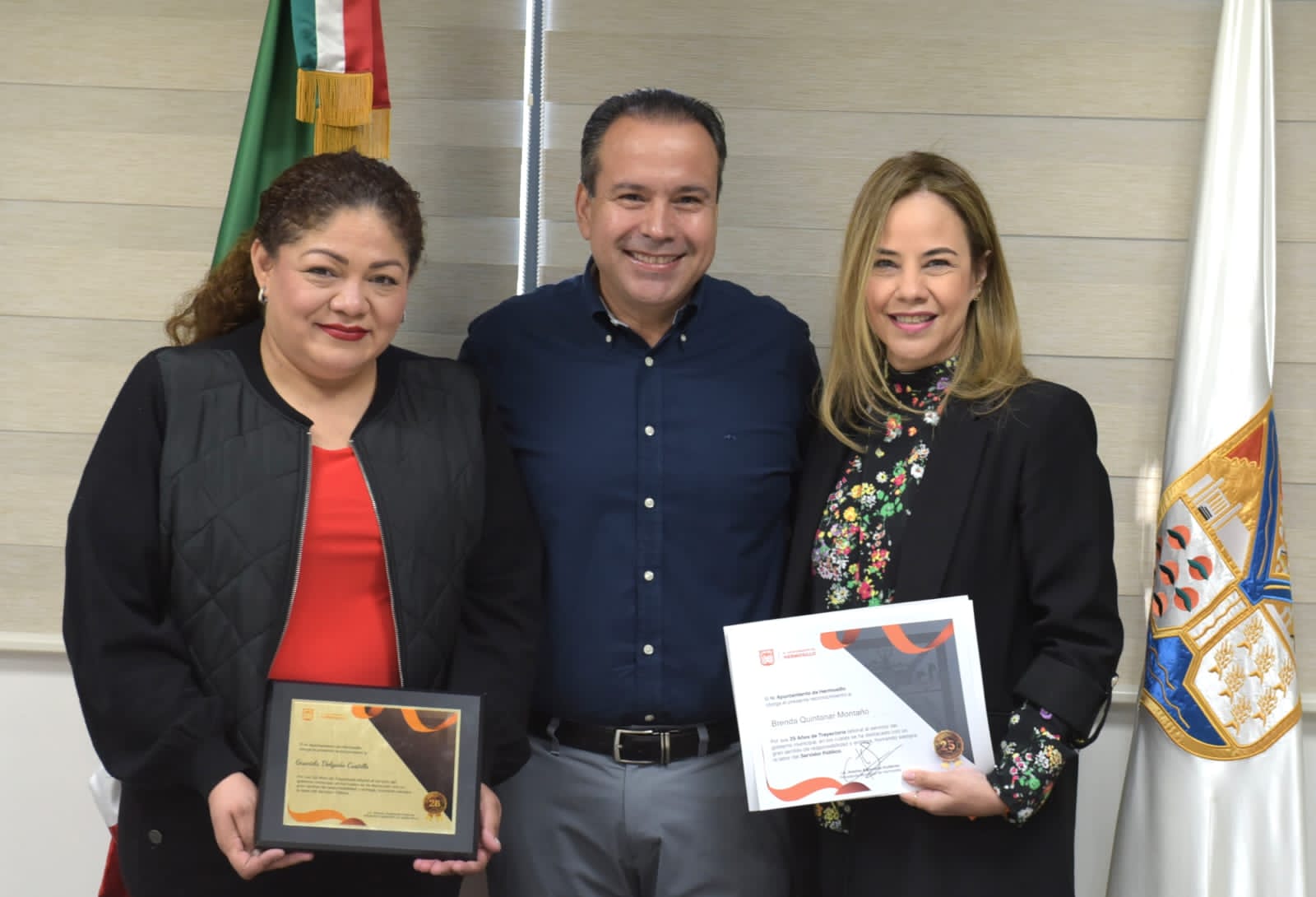 Reconoce Ayuntamiento de Hermosillo a servidores públicos municipales