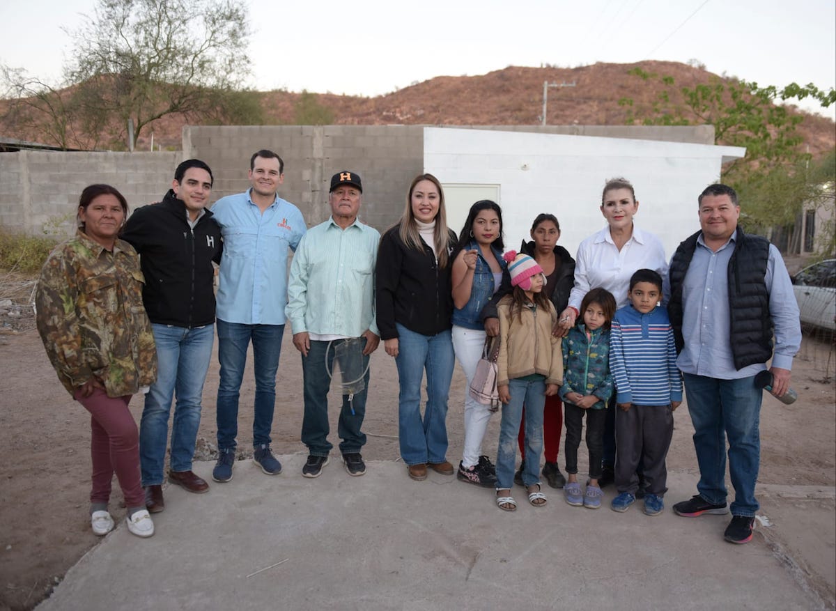 Entrega Gobierno de Hermosillo cuartos adicionales a cinco familias más