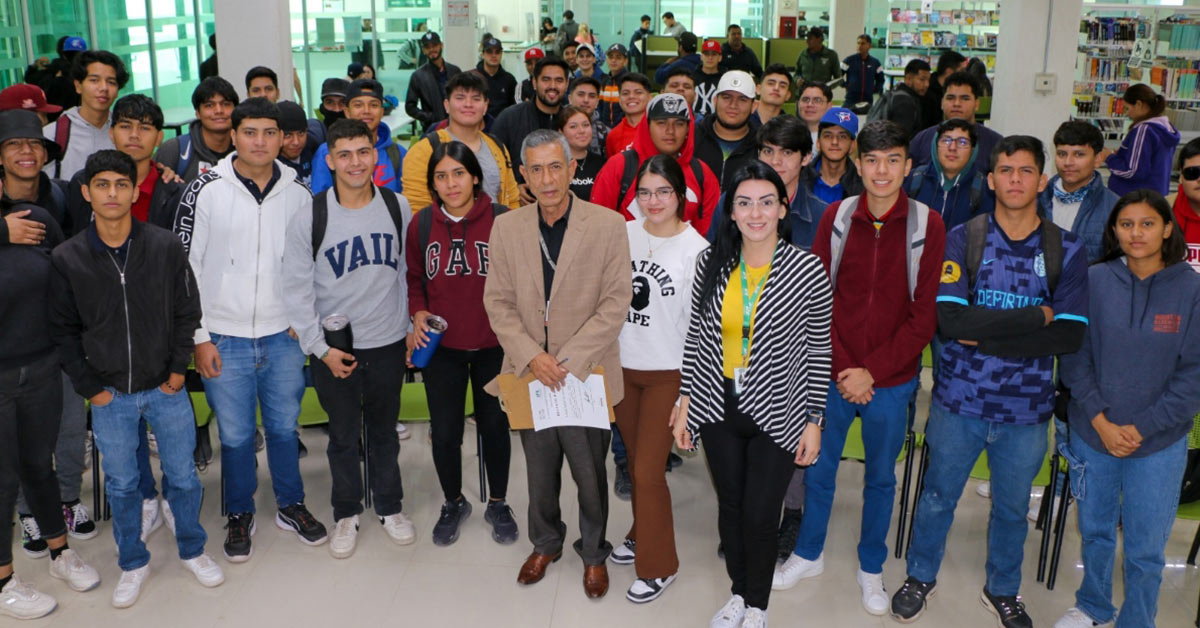 Fortalece UTS participación ciudadana y democracia entre los jóvenes