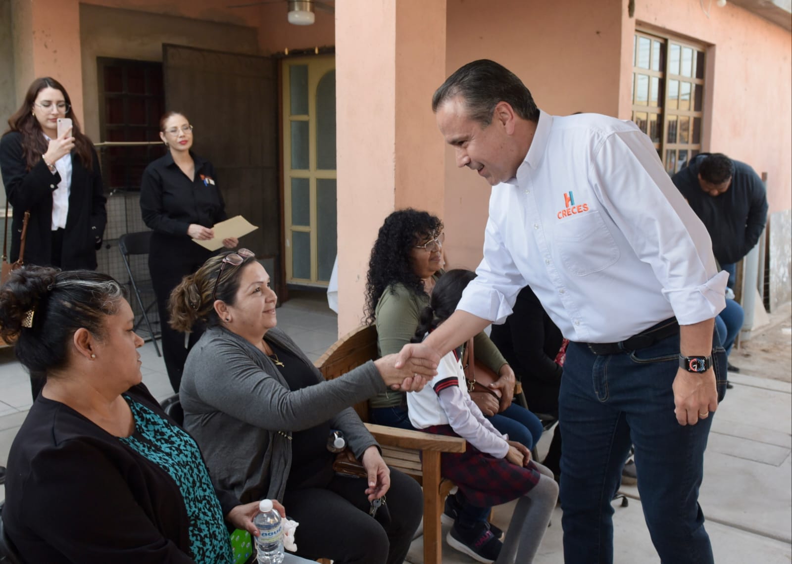 Entrega Toño Astiazarán certeza en su patrimonio a 9 familias más Entrega Toño Astiazarán certeza en su patrimonio a 9 familias más