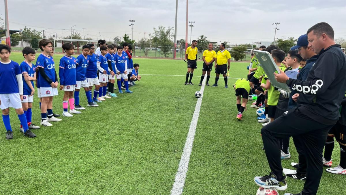 Estudiantes deportistas buscan el pase a la etapa estatal de los Juegos Deportivos Escolares de la Educación Básica