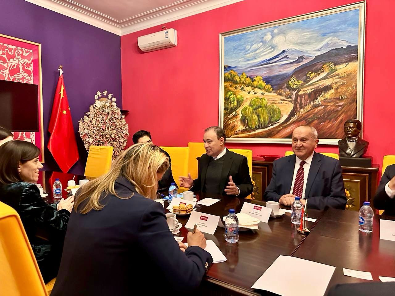 Gobernador de Sonora se reúne con directivos de grupos bancarios en China Gobernador de Sonora se reúne con directivos de grupos bancarios en China