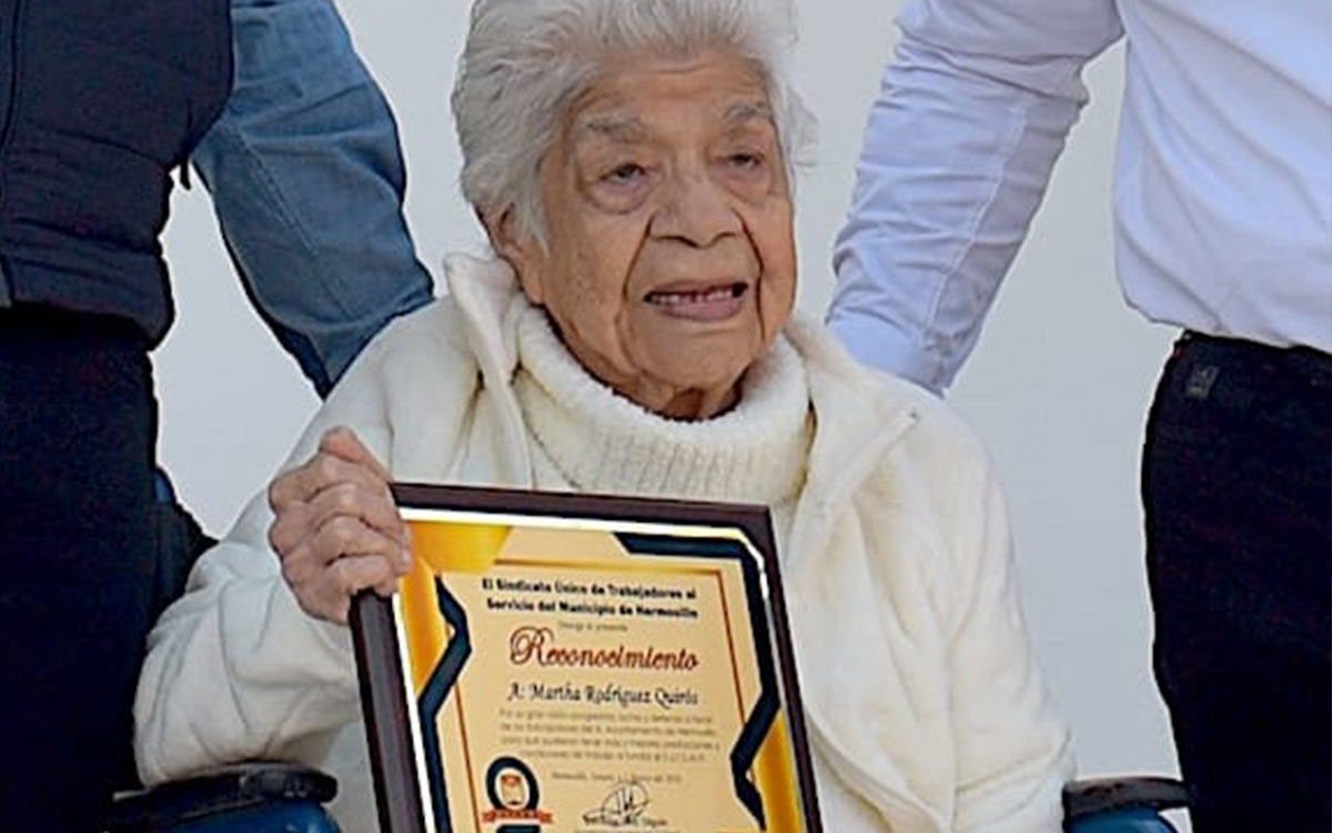 Reconoce personal del Ayuntamiento de Hermosillo a la primera dirigente sindical del Ayuntamiento de Hermosillo