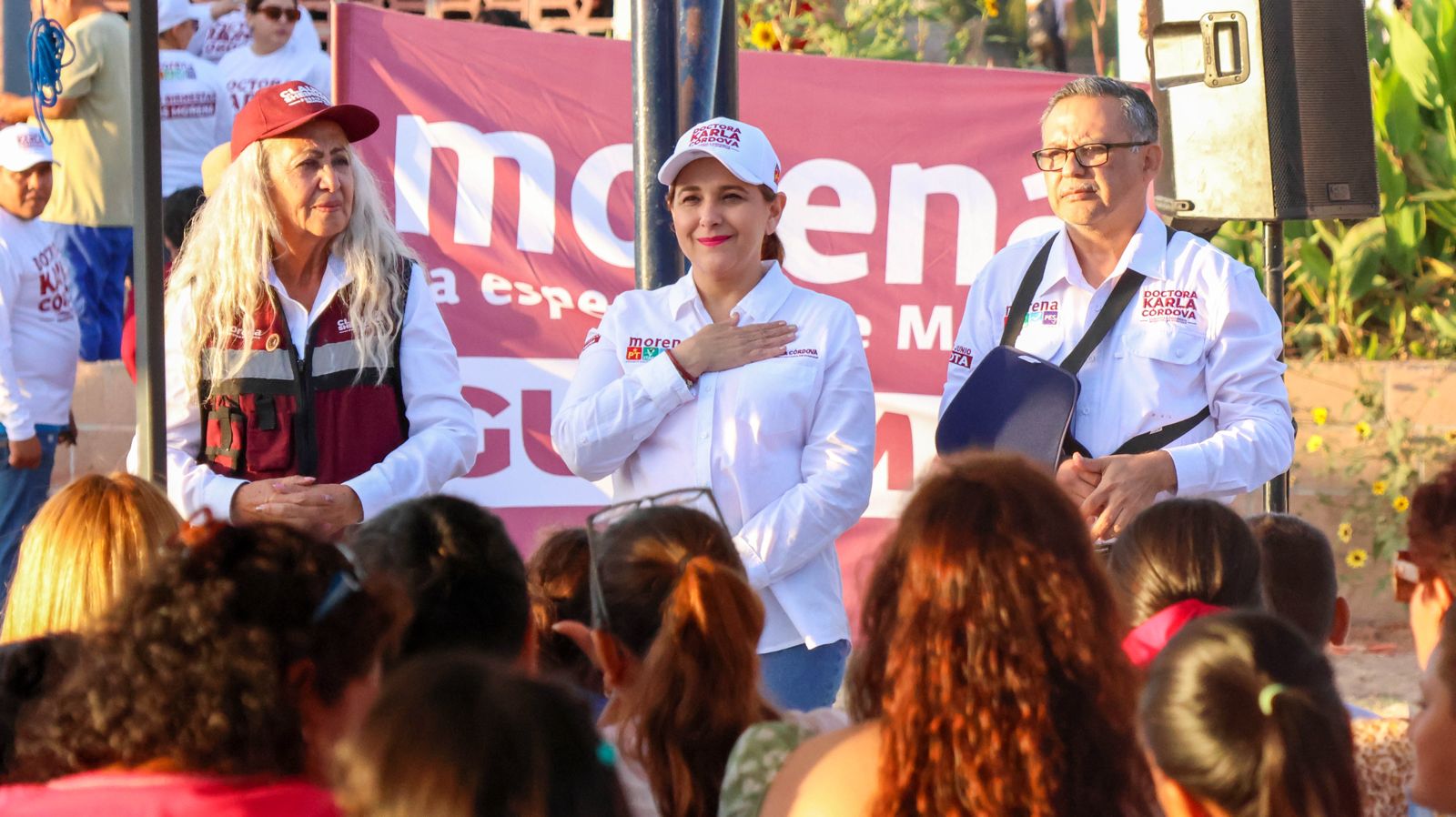 Comparte Karla Córdova propuestas de trabajo con familias del Fraccionamiento Misioneros