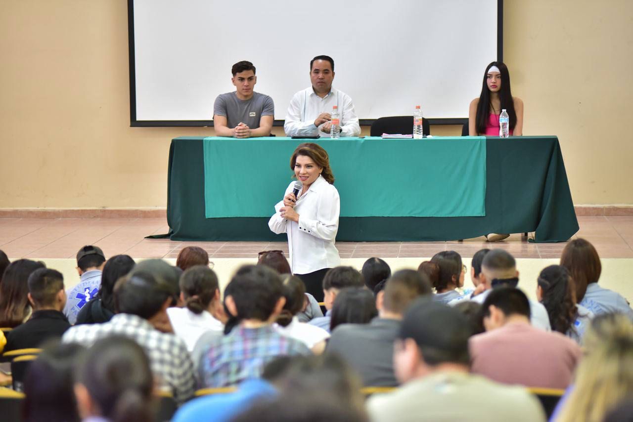 Más y mejor educación con Morena: Lorenia Valles
