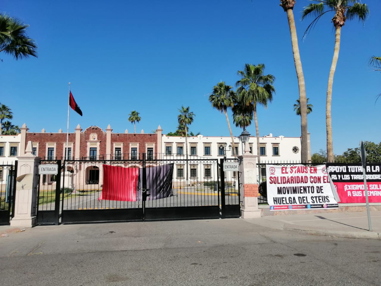 Se cumplen tres semanas de huelga en la Unison por parte del Steus