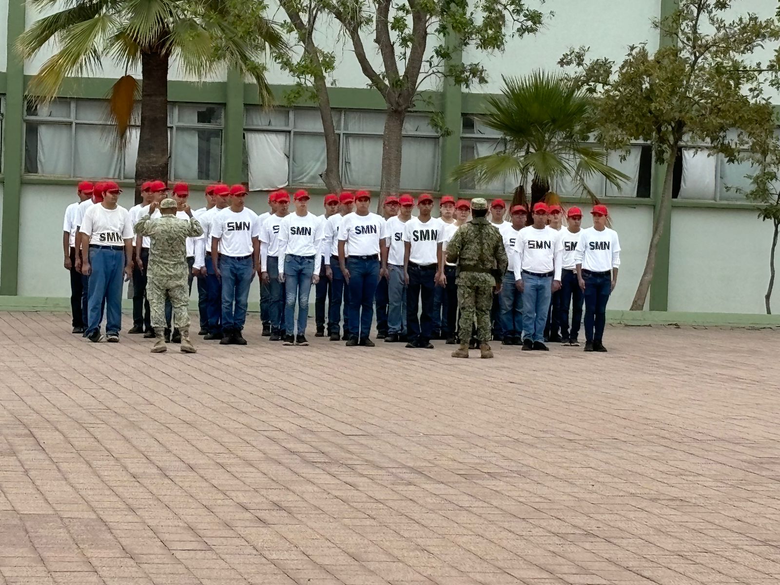 Exhortan a jóvenes a realizar el Servicio Militar Nacional en la Cuarta Zona Militar ante la baja de registro