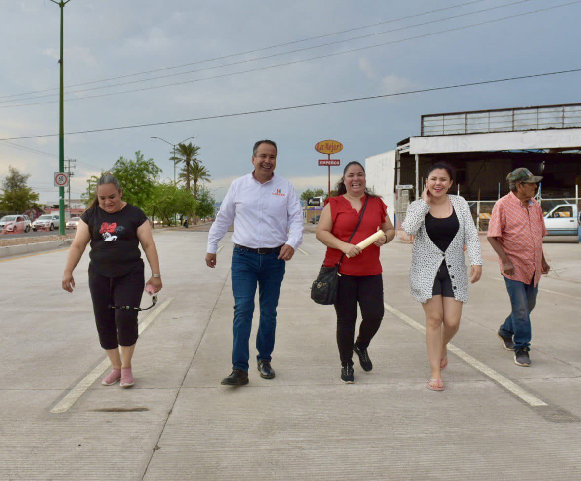 Entrega Antonio Astiazarán dos obras de pavimentación con concreto en el norte de Hermosillo Entrega Antonio Astiazarán dos obras de pavimentación con concreto en el norte de Hermosillo