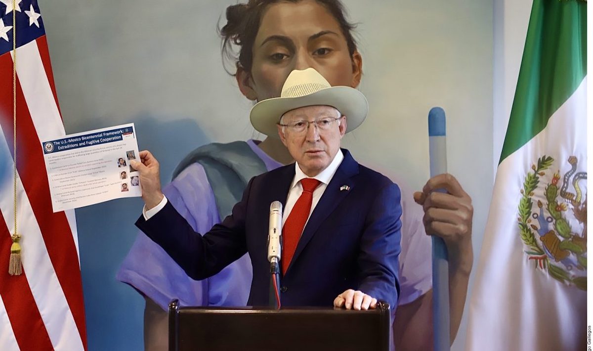 Mayo Zambada fue llevado contra su voluntad a EU: embajador Ken Salazar