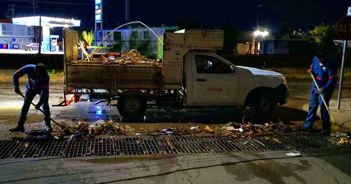 Atiende Ayuntamiento de Hermosillo reportes por lluvia y vientos