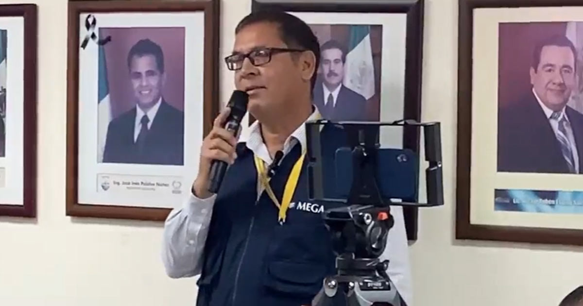 Manuel Ángulo, reportero de Meganoticias SLRC, es amenazado tras confrontar al alcalde Santos González Manuel Ángulo, reportero de Meganoticias SLRC, es amenazado tras confrontar al alcalde Santos González