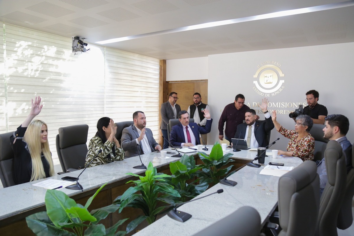 Aprueban en comisión reforma a la Ley Orgánica del Poder Ejecutivo estatal