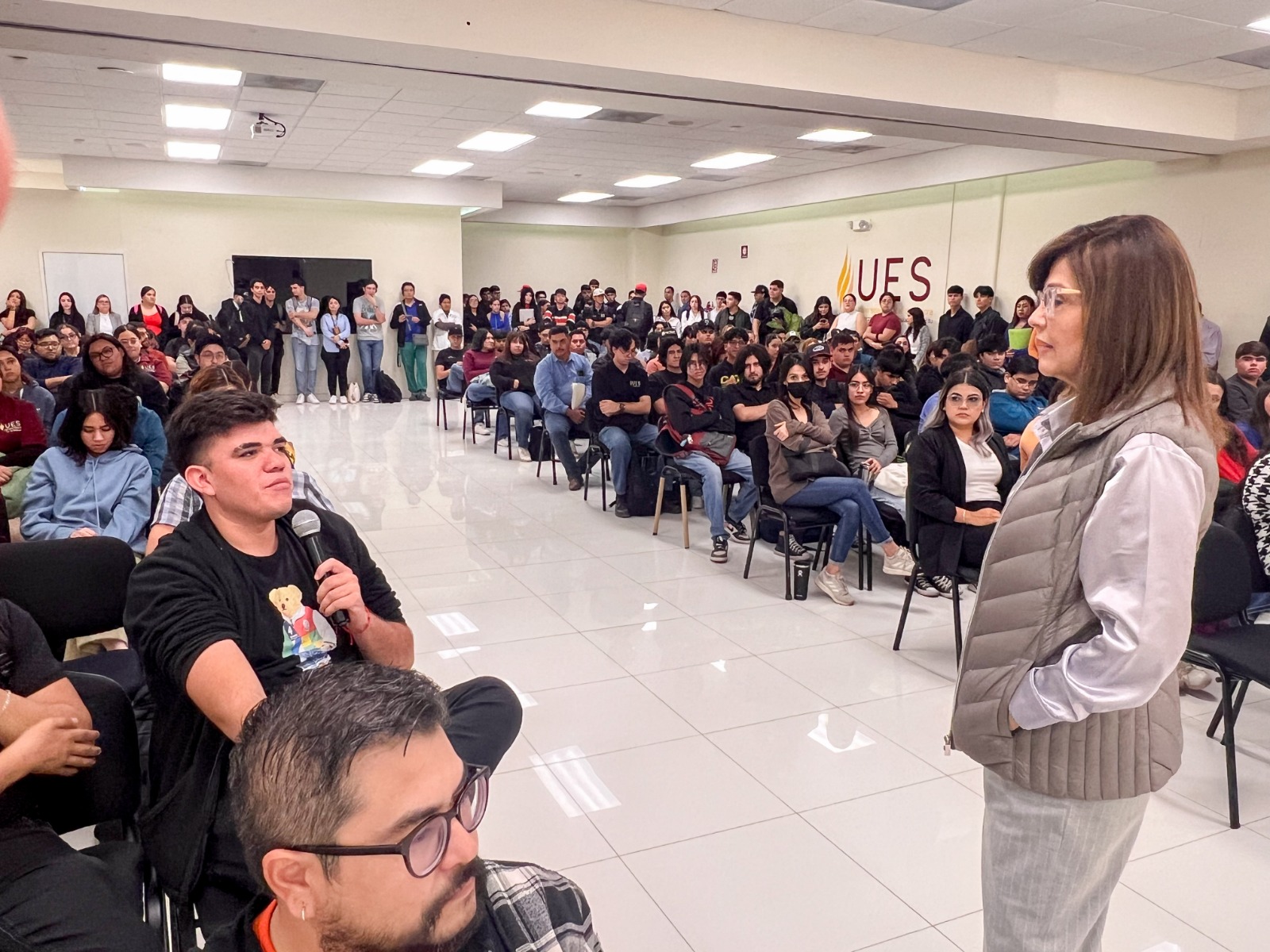 Se suma UES a jornada de activismo contra la Violencia de Género