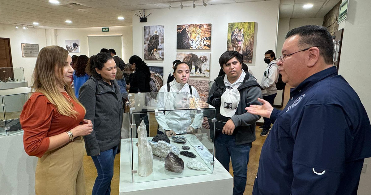 Disfrutan la minería alumnos del CAME 25