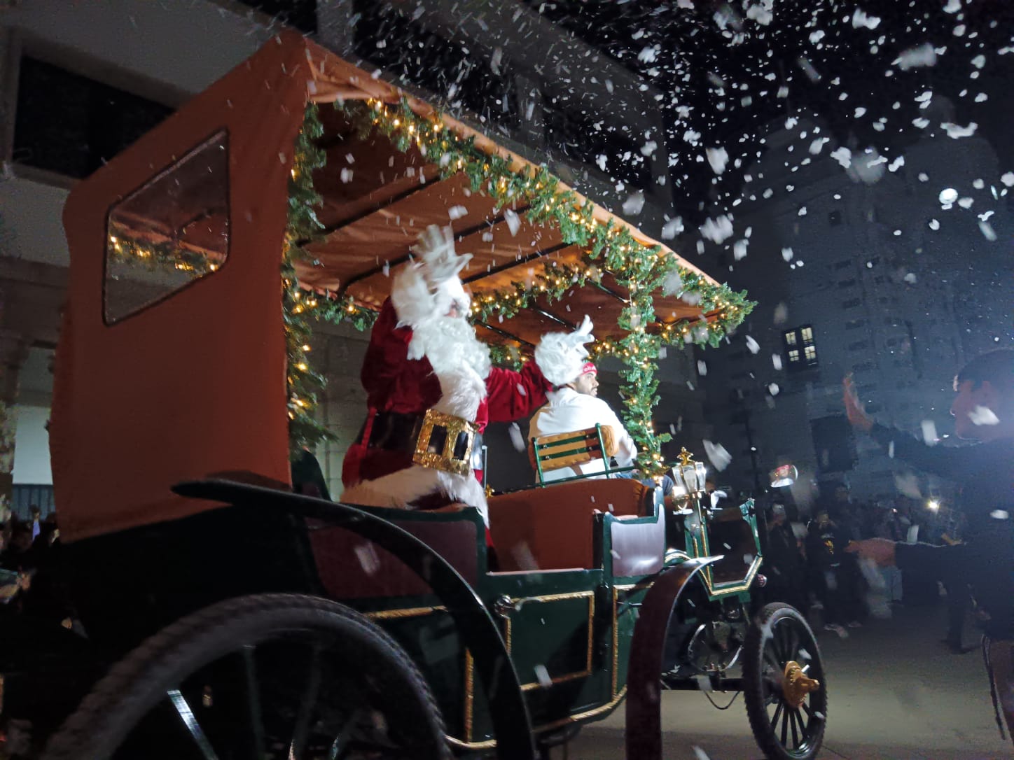 Ilumina la magia de la Navidad a Hermosillo
