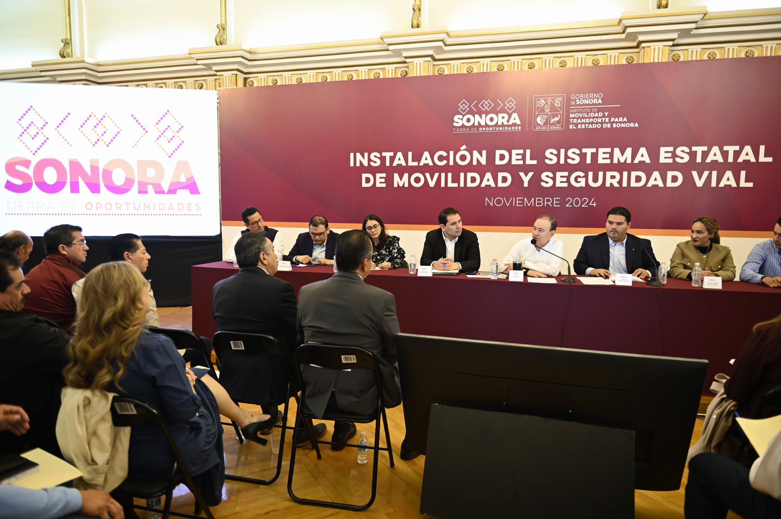 Gobernador Durazo crea primer modelo estatal para garantizar movilidad segura y eficiente Gobernador Durazo crea primer modelo estatal para garantizar movilidad segura y eficiente