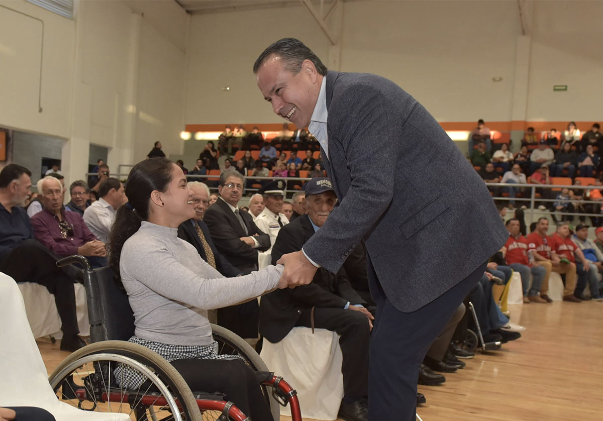 Aseguró Toño Astiazarán a deportistas que cumplirá con una unidad para deporte adaptado