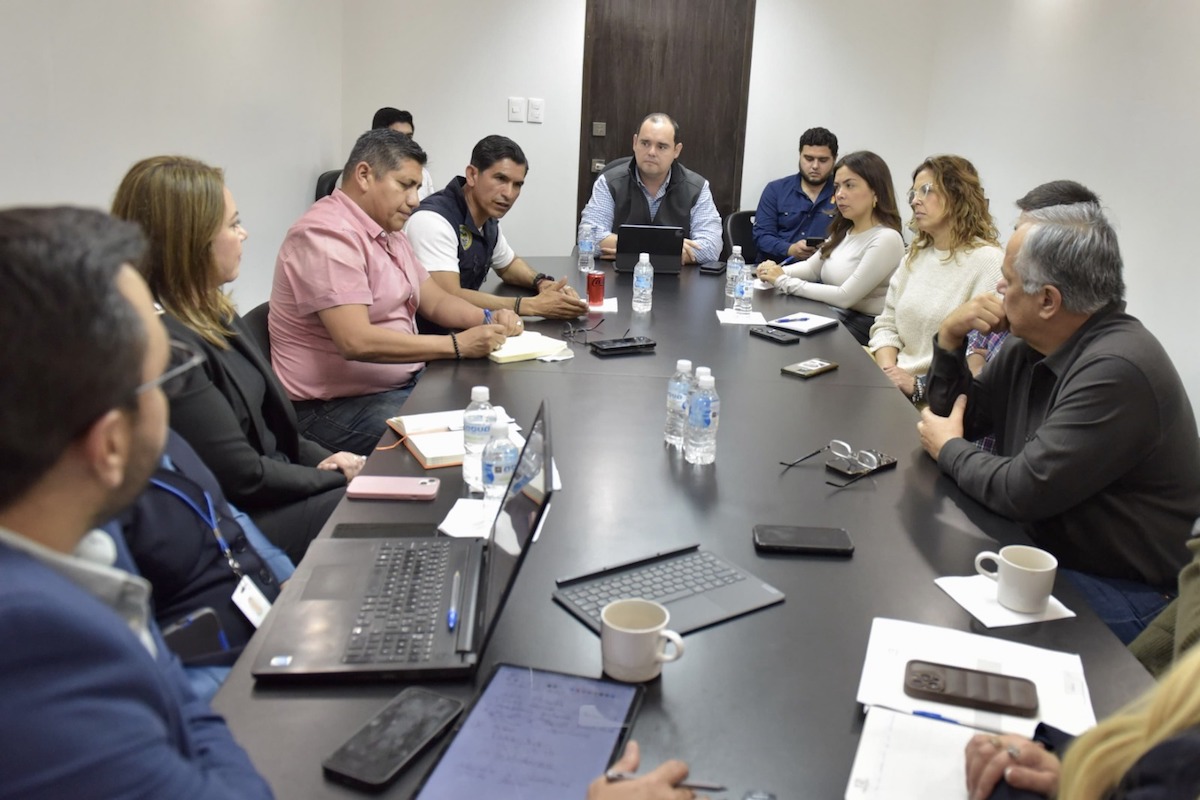 Acuerdan Agua de Hermosillo y Unión de Usuarios seguimiento y atención a inquietudes de usuarios sobre el servicio de agua Acuerdan Agua de Hermosillo y Unión de Usuarios seguimiento y atención a inquietudes de usuarios sobre el servicio de agua