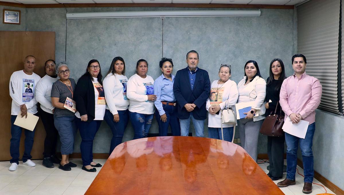 Presentará Beltrones iniciativa de ley para que madres buscadoras sean reconocidas como auxiliares oficiales de la Comisión Nacional de Búsqueda Presentará Beltrones iniciativa de ley para que madres buscadoras sean reconocidas como auxiliares oficiales de la Comisión Nacional de Búsqueda