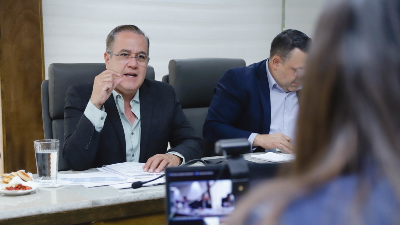 Buenos días, se envía información del Comité de Evaluación del Poder Legislativo. El Comité de Evaluación del Poder Legislativo sigue con entrevistas a aspirantes a jueces y juezas