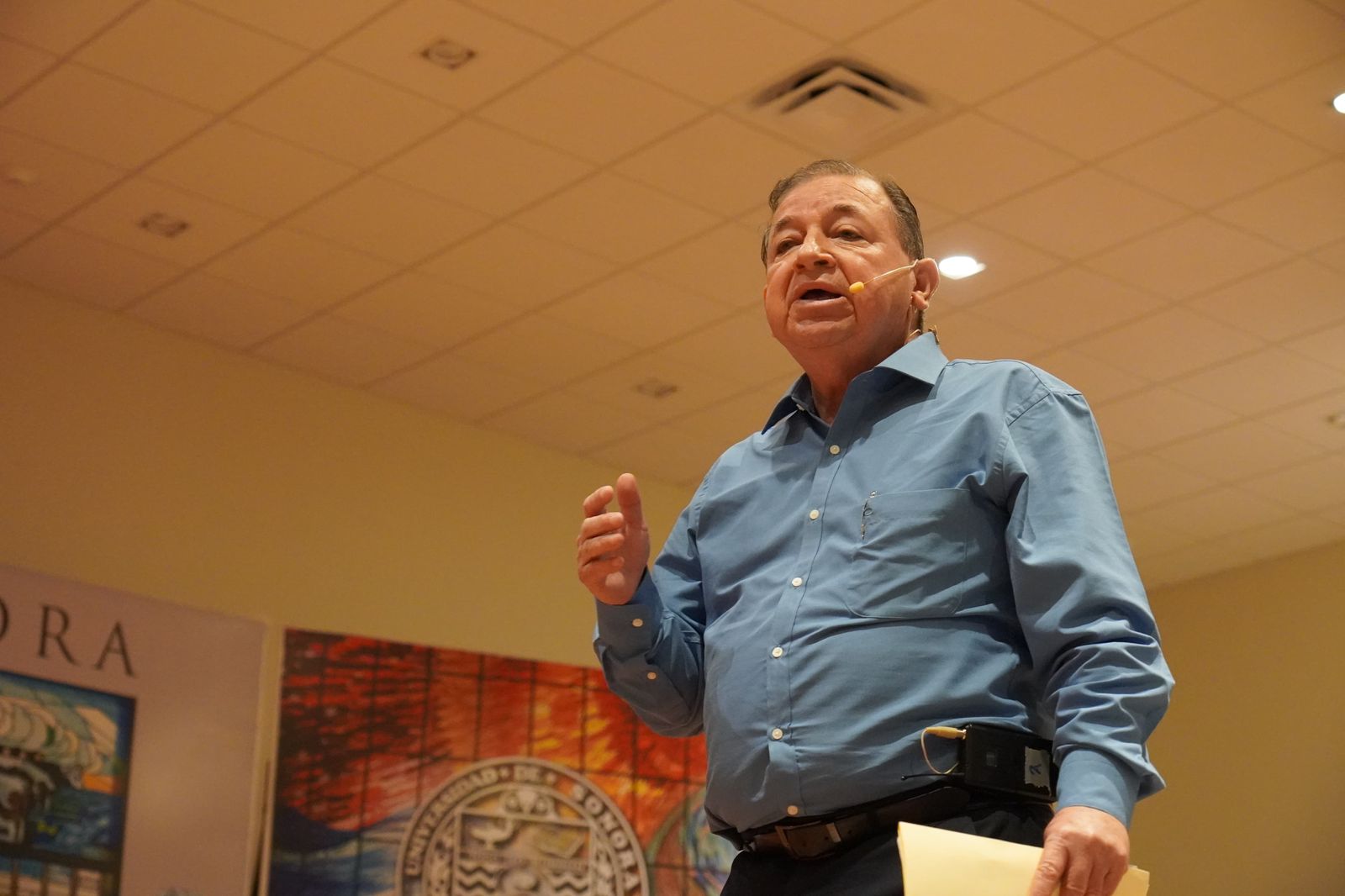 Cuauhtémoc González lidera intención de voto y presenta propuestas en foro de Navojoa