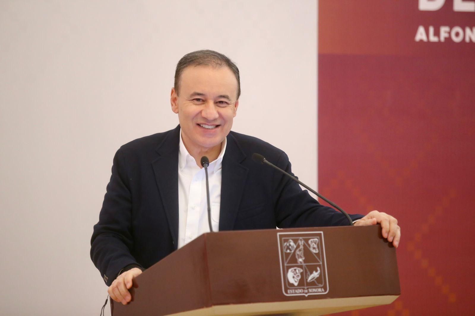 Gobernador Durazo consolida a Sonora como líder en energías limpias durante gira por California