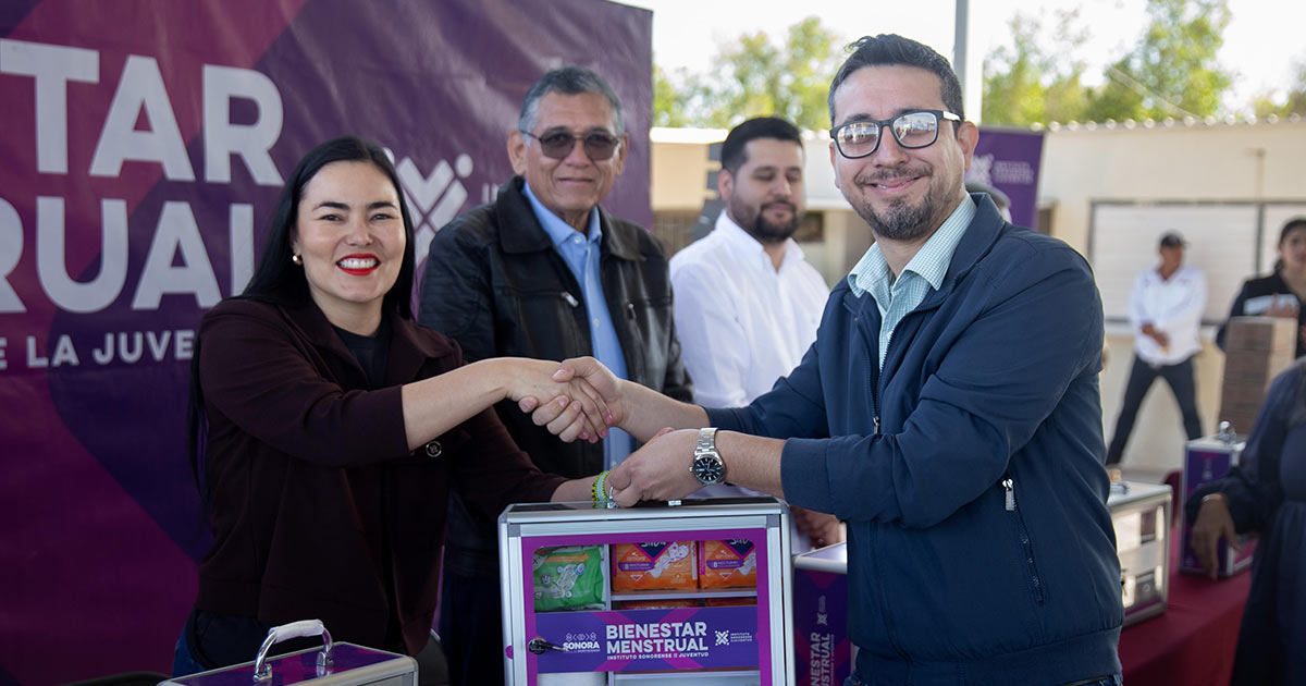 Instituto Sonorense de la Juventud entrega botiquines de Bienestar Menstrual en Empalme