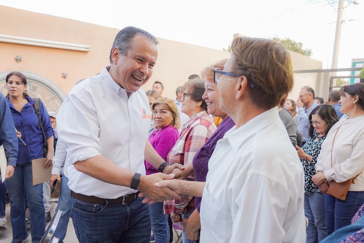 Da Toño Astiazarán atención directa a vecinos del Sahuaro durante el «Miércoles en tu Colonia» Da Toño Astiazarán atención directa a vecinos del Sahuaro durante el «Miércoles en tu Colonia»