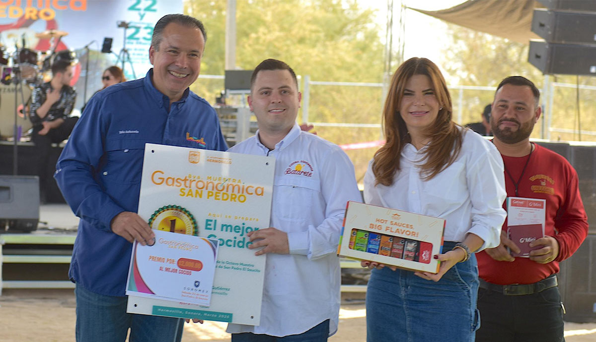 Celebra Toño Astiazarán éxito de la 8va Muestra Gastronómica de San Pedro Celebra Toño Astiazarán éxito de la 8va Muestra Gastronómica de San Pedro