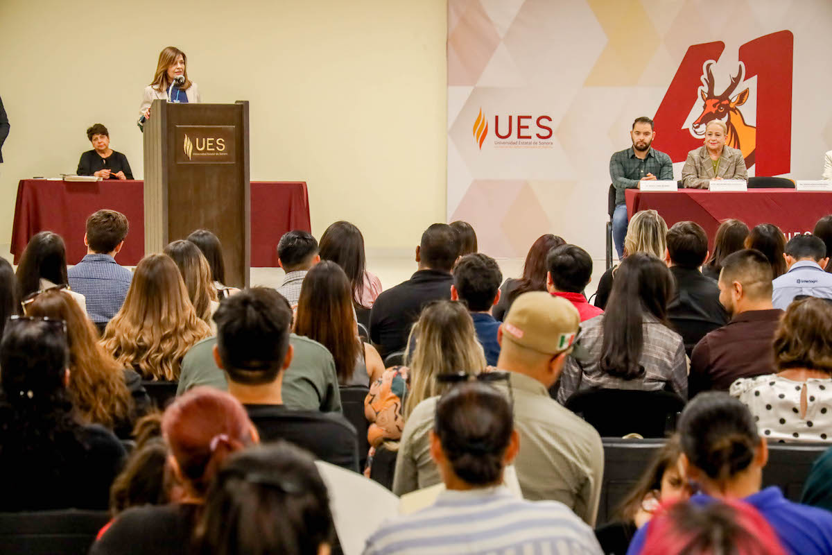 Entrega Gobierno de Sonora títulos profesionales con lenguaje incluyente y perspectiva de género: UES