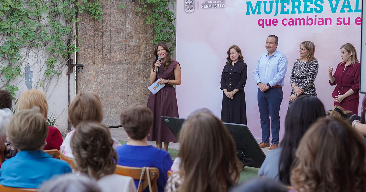 Reconocen Toño Astiazarán y Patty Ruibal a “Mujeres Valiosas que Cambian su Entorno”