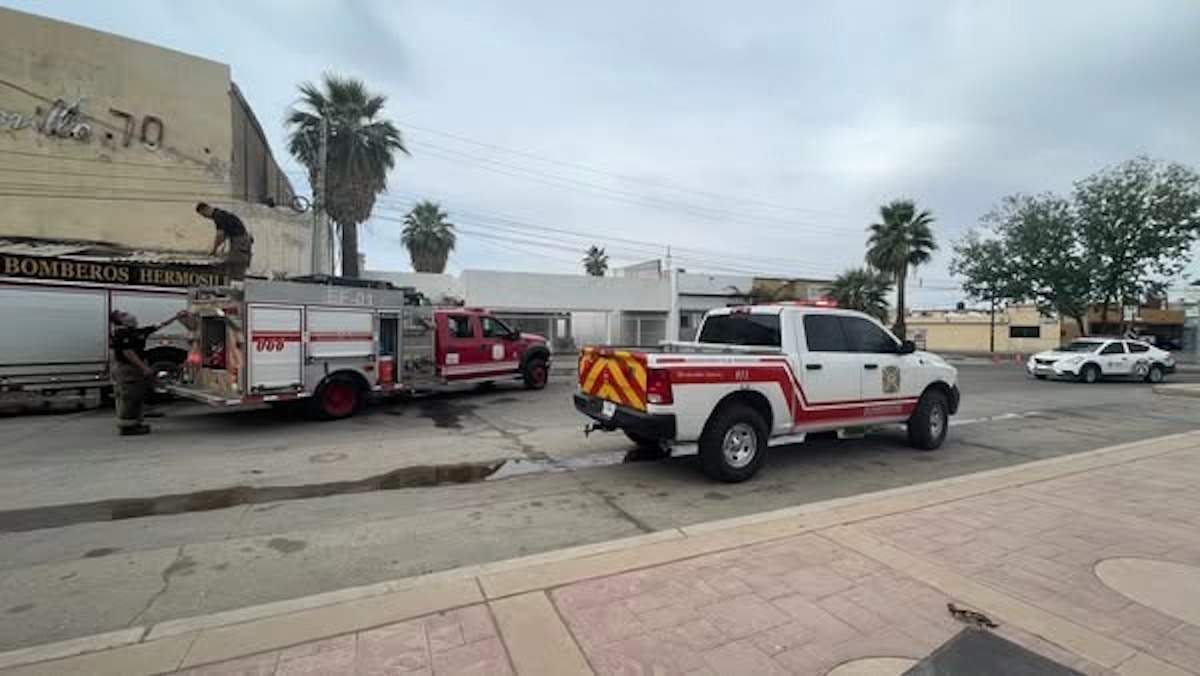 Se vuelve a incendiar edificio del antiguo Cinema 70 vecinos piden solución al problema