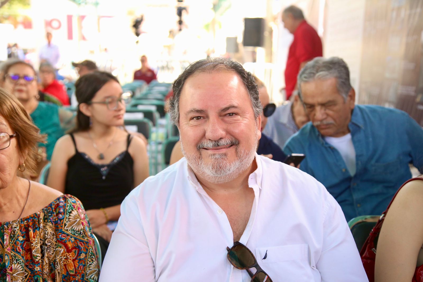 Locatarios y visitantes agradecen y reconocen a Gobernador Durazo por rescate integral del Mercado Municipal