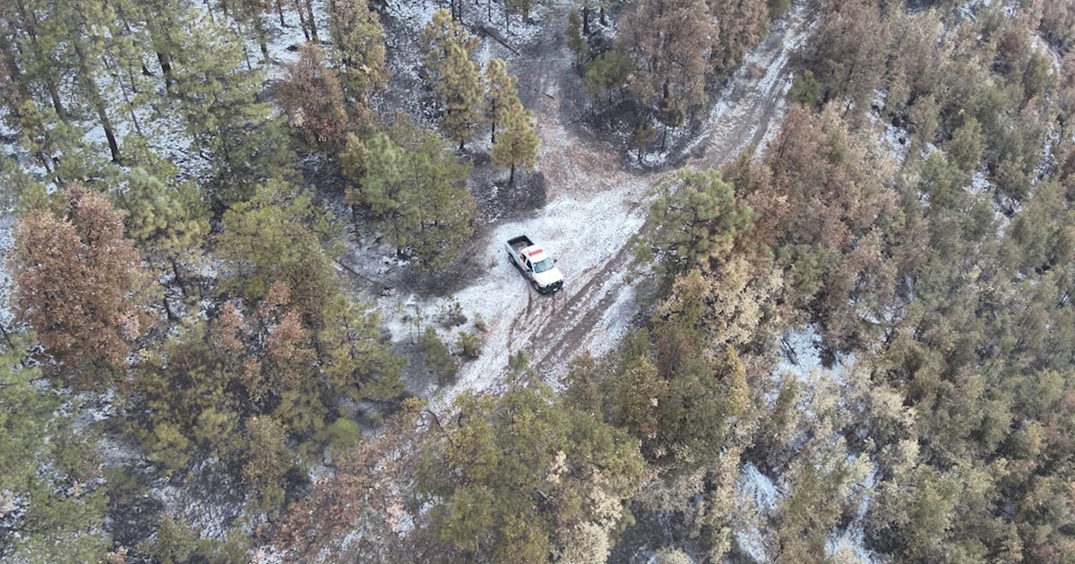 Siguen trabajando brigadistas para lograr sofocar totalmente el incendio forestal en Nácori Chico Siguen trabajando brigadistas para lograr sofocar totalmente el incendio forestal en Nácori Chico