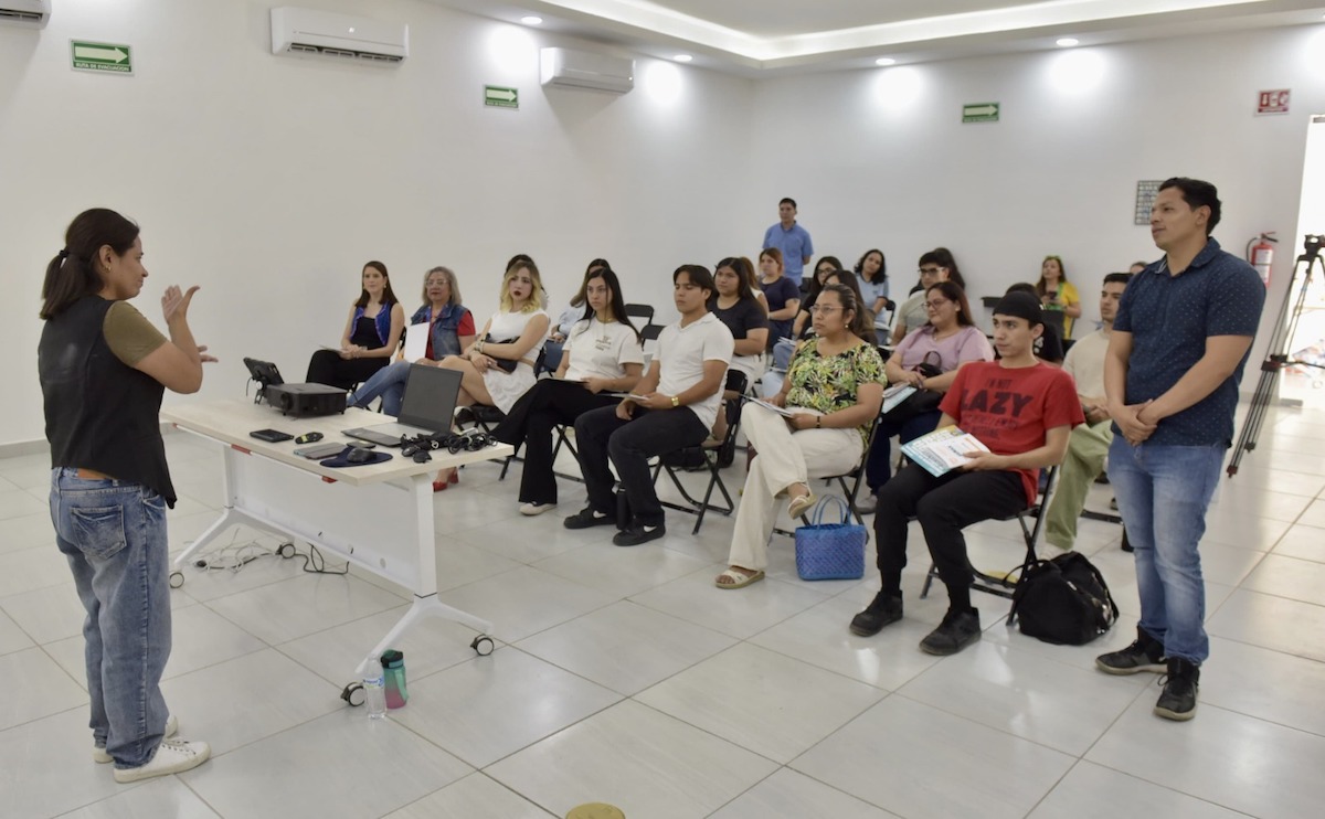 Inicia con éxito el Taller de Lengua de Señas Mexicana del Gobierno Municipal