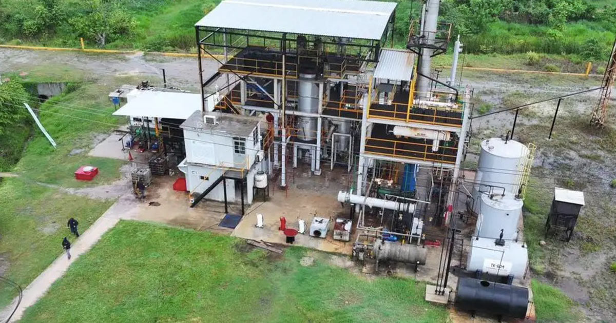 Desmantelan refinería clandestina en Veracruz