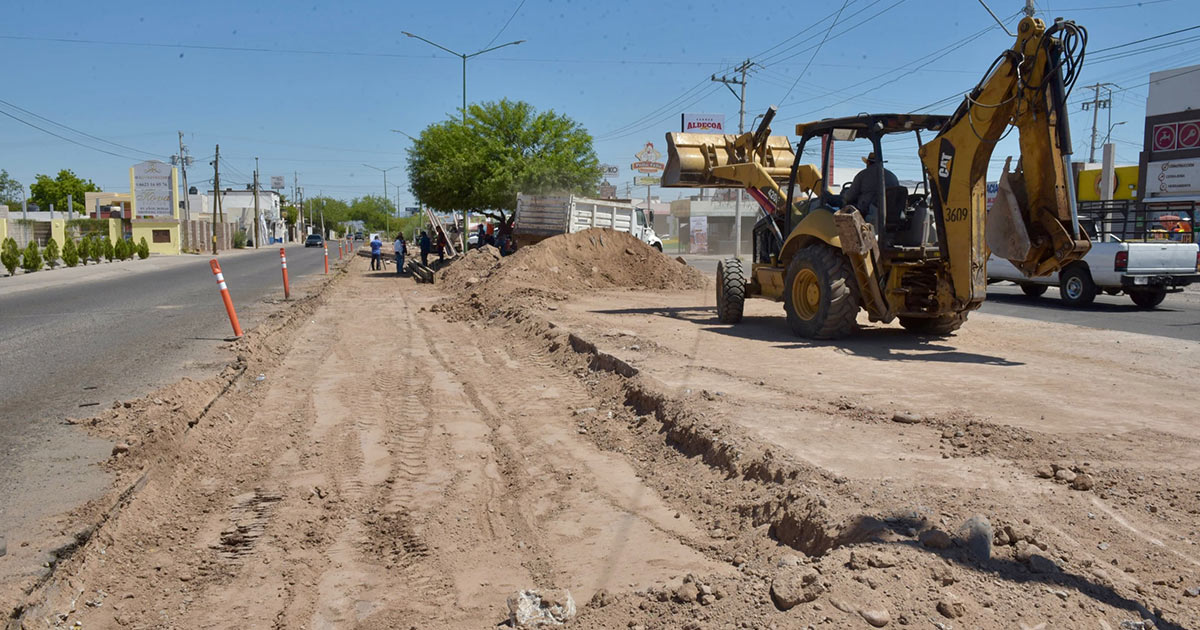 Se agregará un carril de vuelta a izquierda en Las Quintas y Camino del Seri