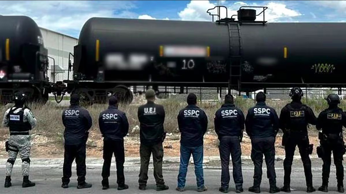 Histórico decomiso de huachicol en Coahuila: aseguran más de 15 millones de litros en operativos conjuntos Histórico decomiso de huachicol en Coahuila: aseguran más de 15 millones de litros en operativos conjuntos