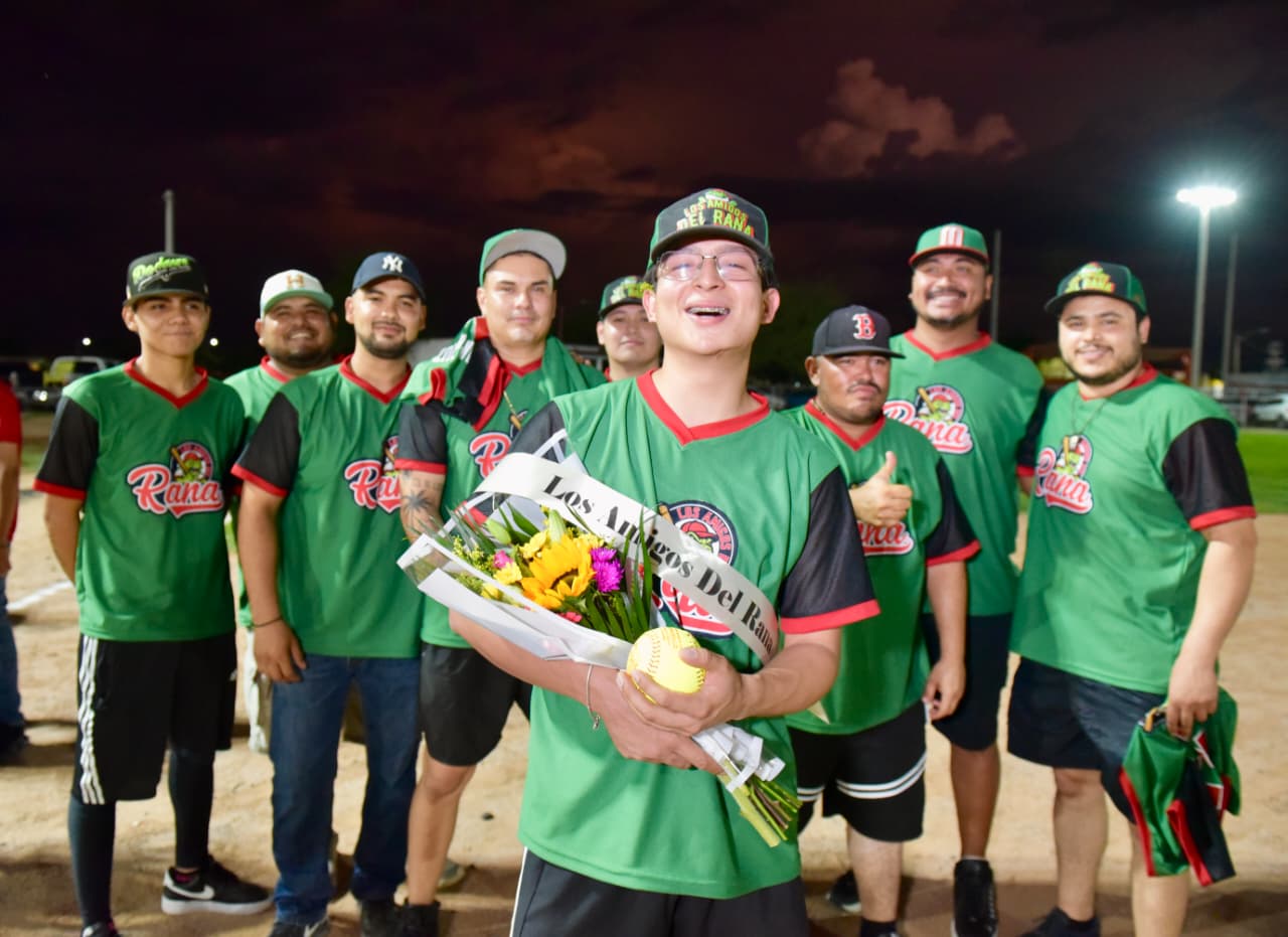 Inaugura Gobierno Municipal el Torneo de Softbeis de la Liga Ejidal Oriente en La Victoria Inaugura Gobierno Municipal el Torneo de Softbeis de la Liga Ejidal Oriente en La Victoria