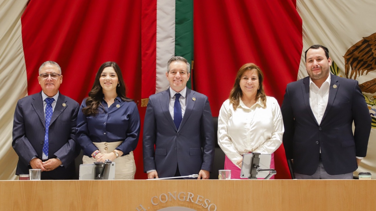 Da Diputación Permanente trámite a correspondencia y aprueba acta de sesión